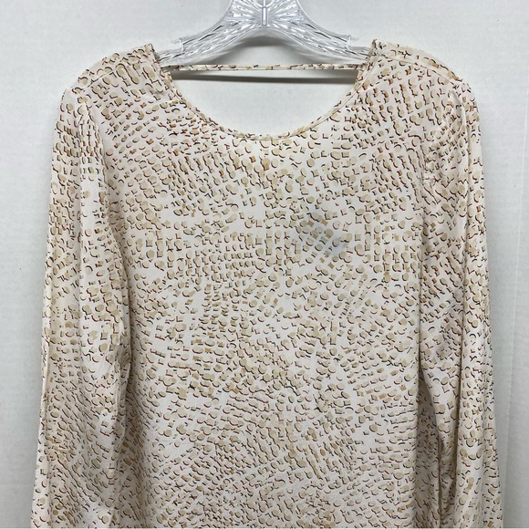 White House Black Market Womens White Cream Long Sleeve Pullover Size 10 Silk - Picture 5 of 12